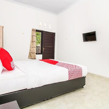 Hotel Oyo 2984 Berlian House Ungasan à Jimbaran Extérieur photo